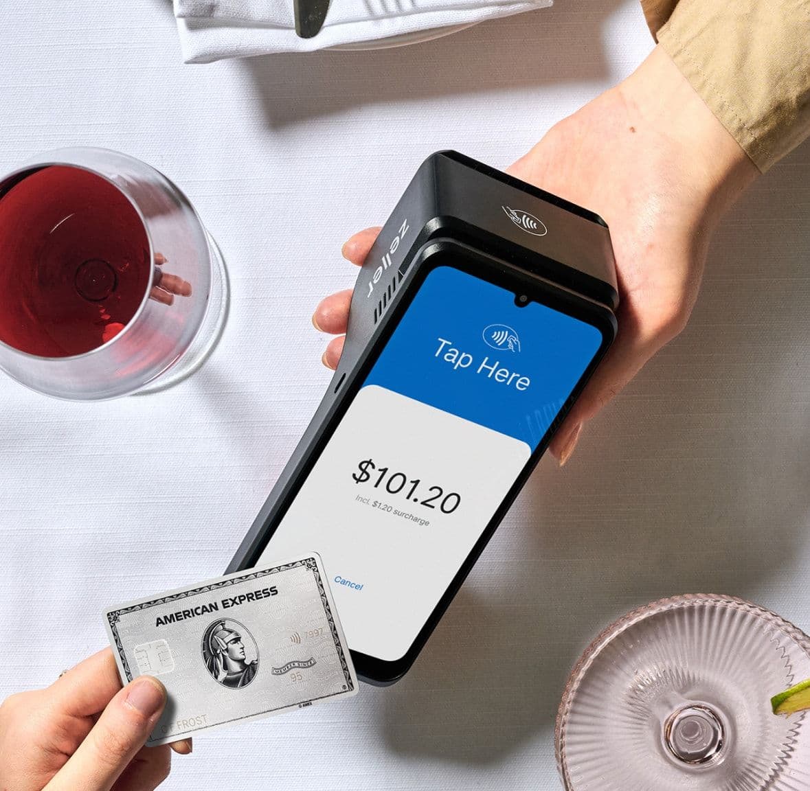 Zeller - Terminal 1x in black in restaurant