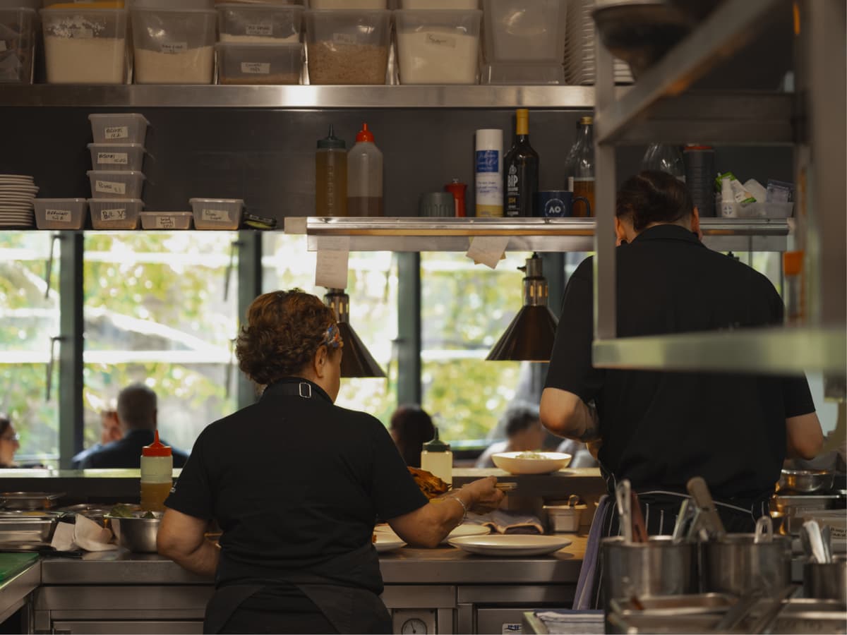 Rosa's Canteen image
