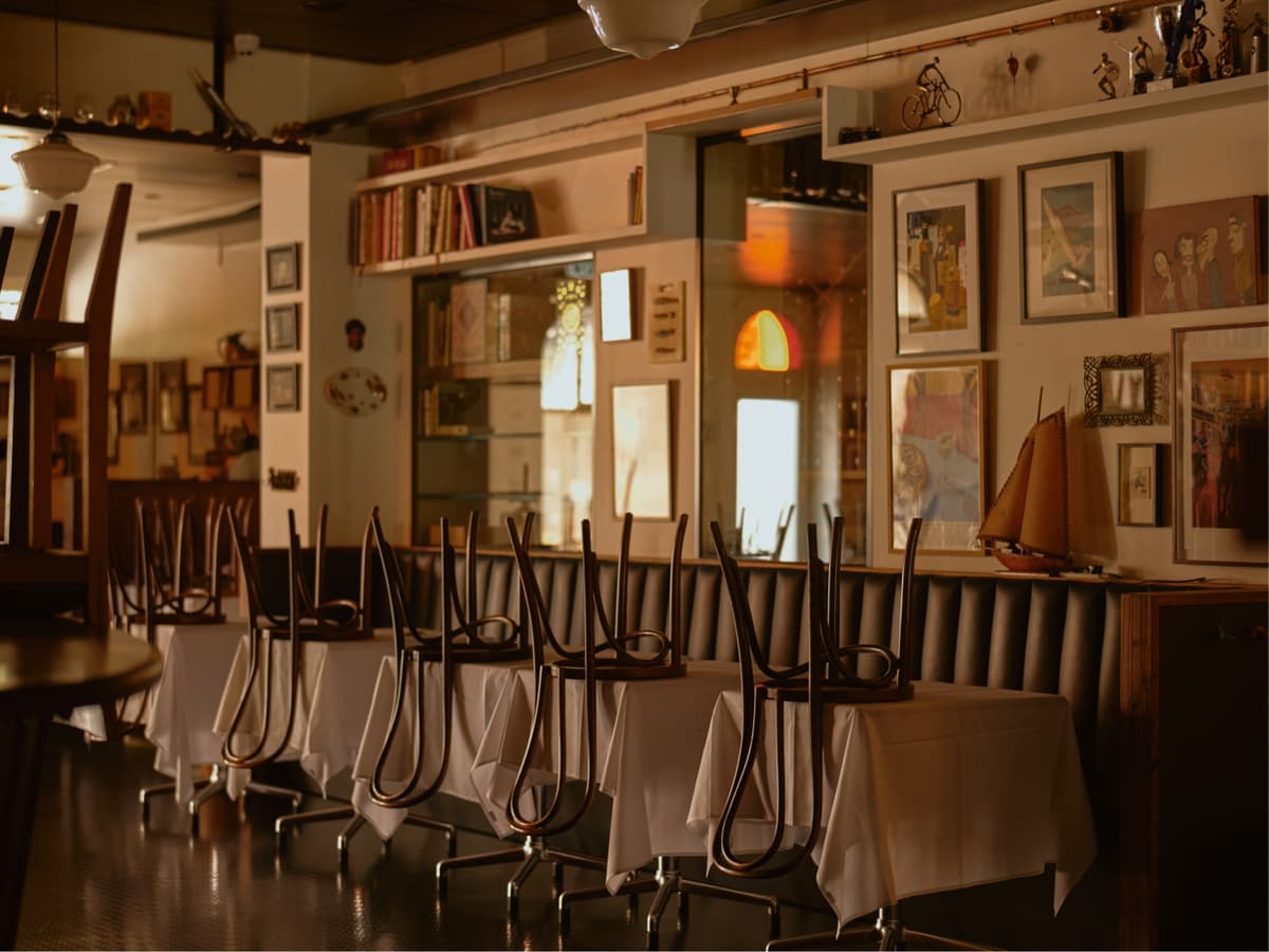 Geralds Bar image