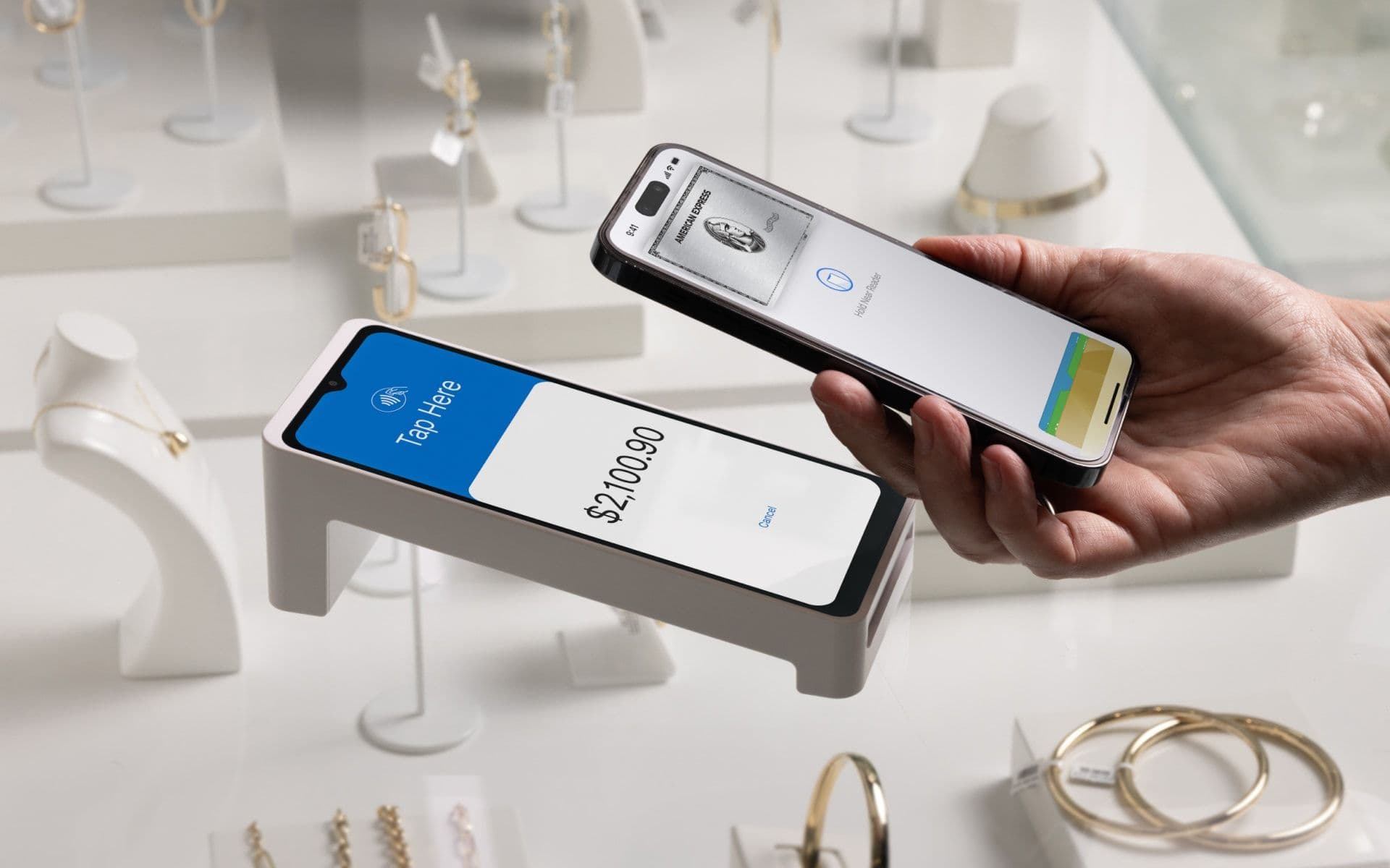 Zeller - Terminal 2 in white in a jewellery store