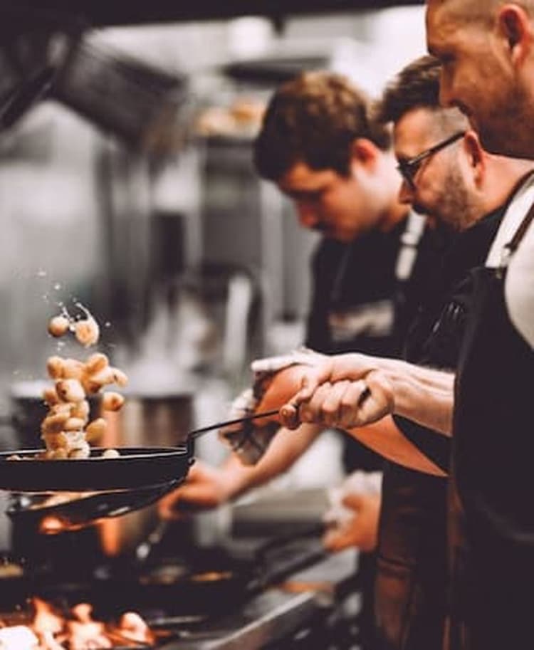 Zeller – Ninos, Victor Harbour