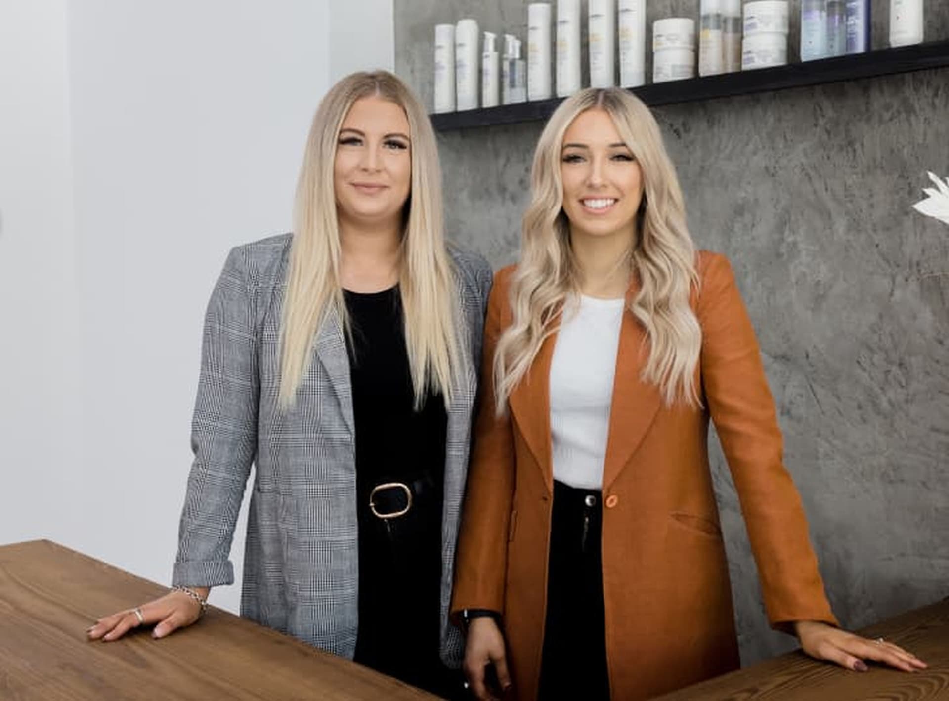 Zeller – Hair and Halo