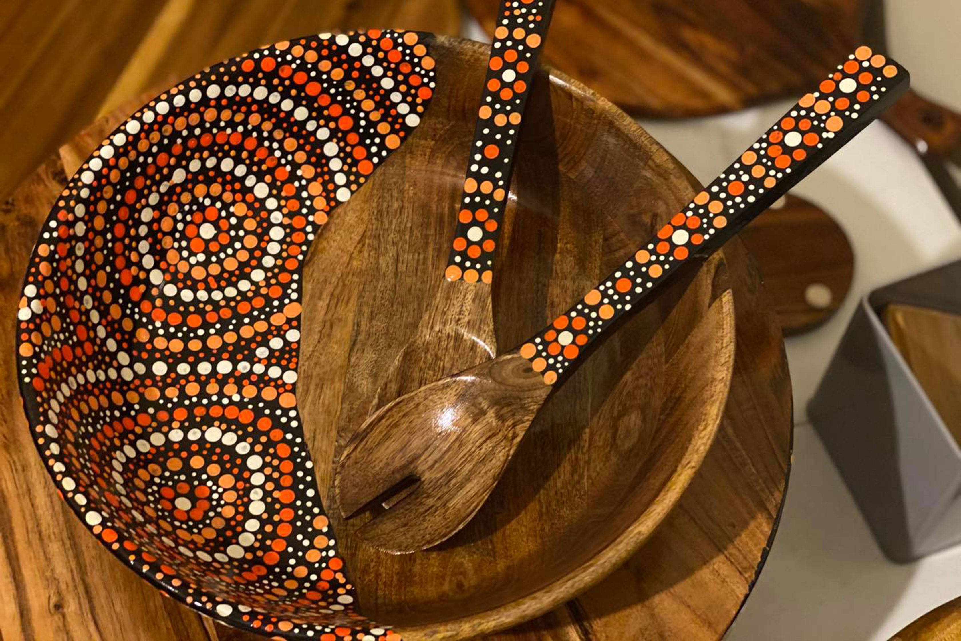 Indigenous-australia-hand-painted-bowl