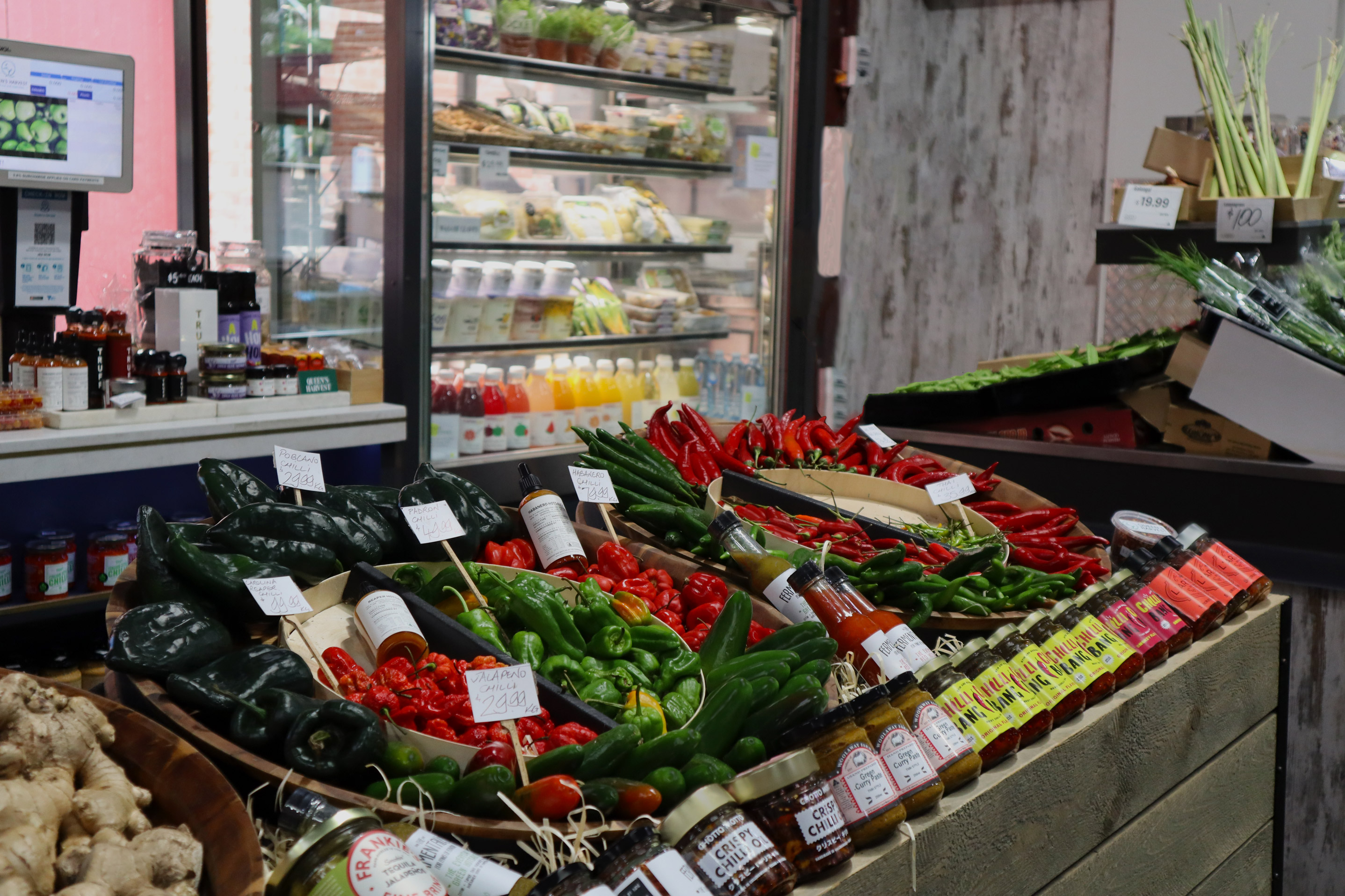 market-stall-in-queen-victoria-markets-melbourne